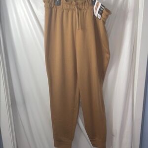 Jogger w/ elastic drawstring waistband  camel color Steve Madden Women’s LG NWT